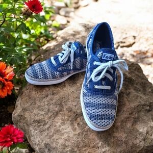 Keds Crochet Mesh & Dark Denim Lace Up Sneakers Women Size 8